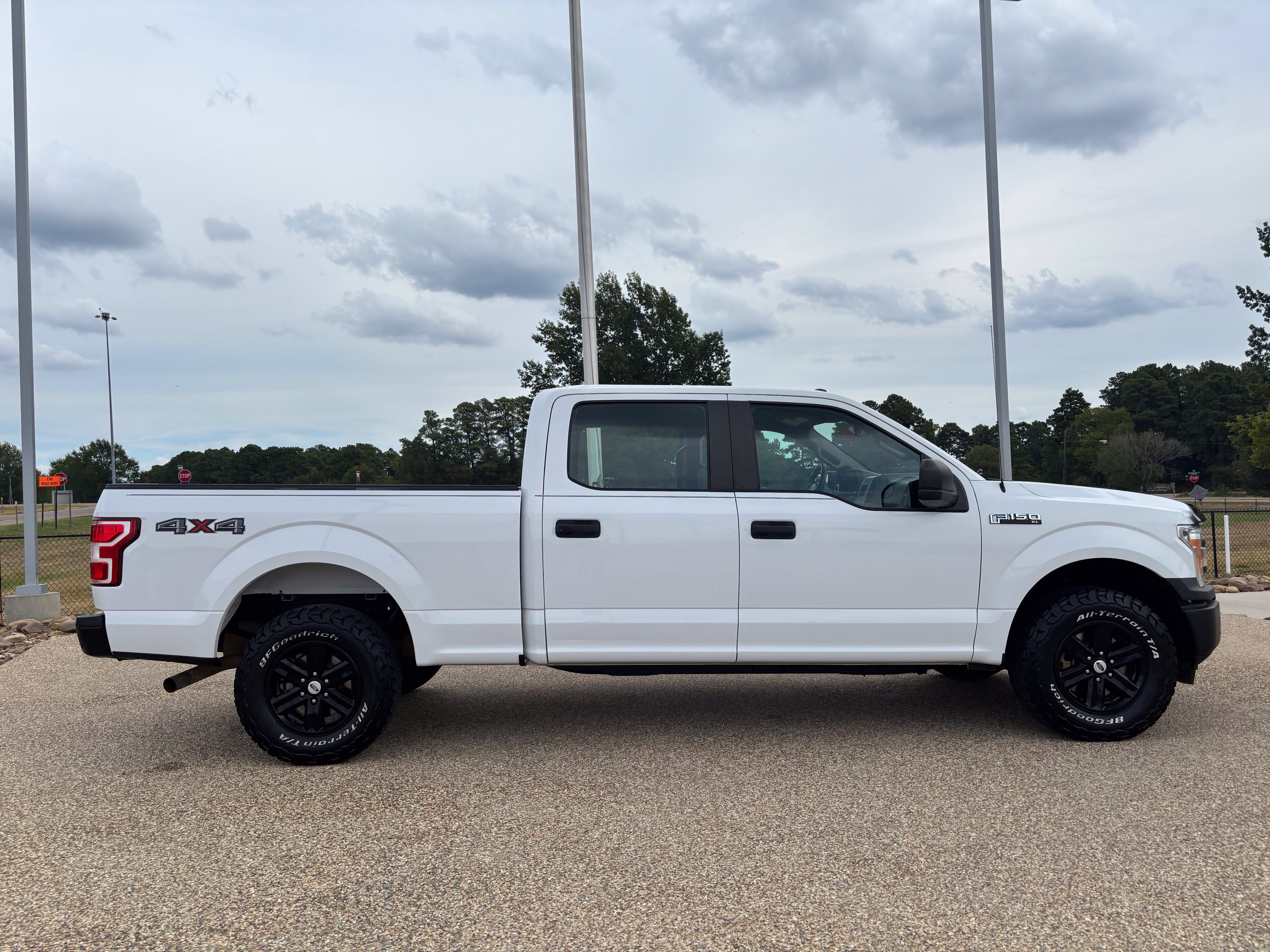Used 2018 Ford F150 XL w/ Equipment Group 101A Mid AWD/4WD image 12