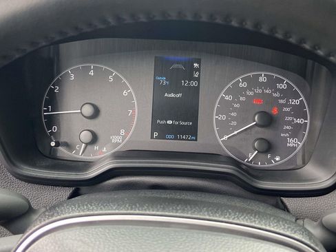 Used 2025 Toyota Corolla SE image 34