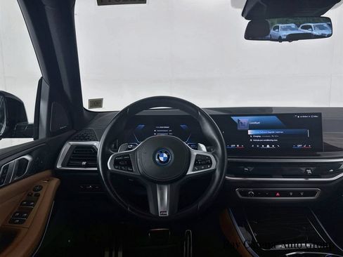 Used 2024 BMW X5 xDrive50e w/ Executive Package AWD/4WD image 24