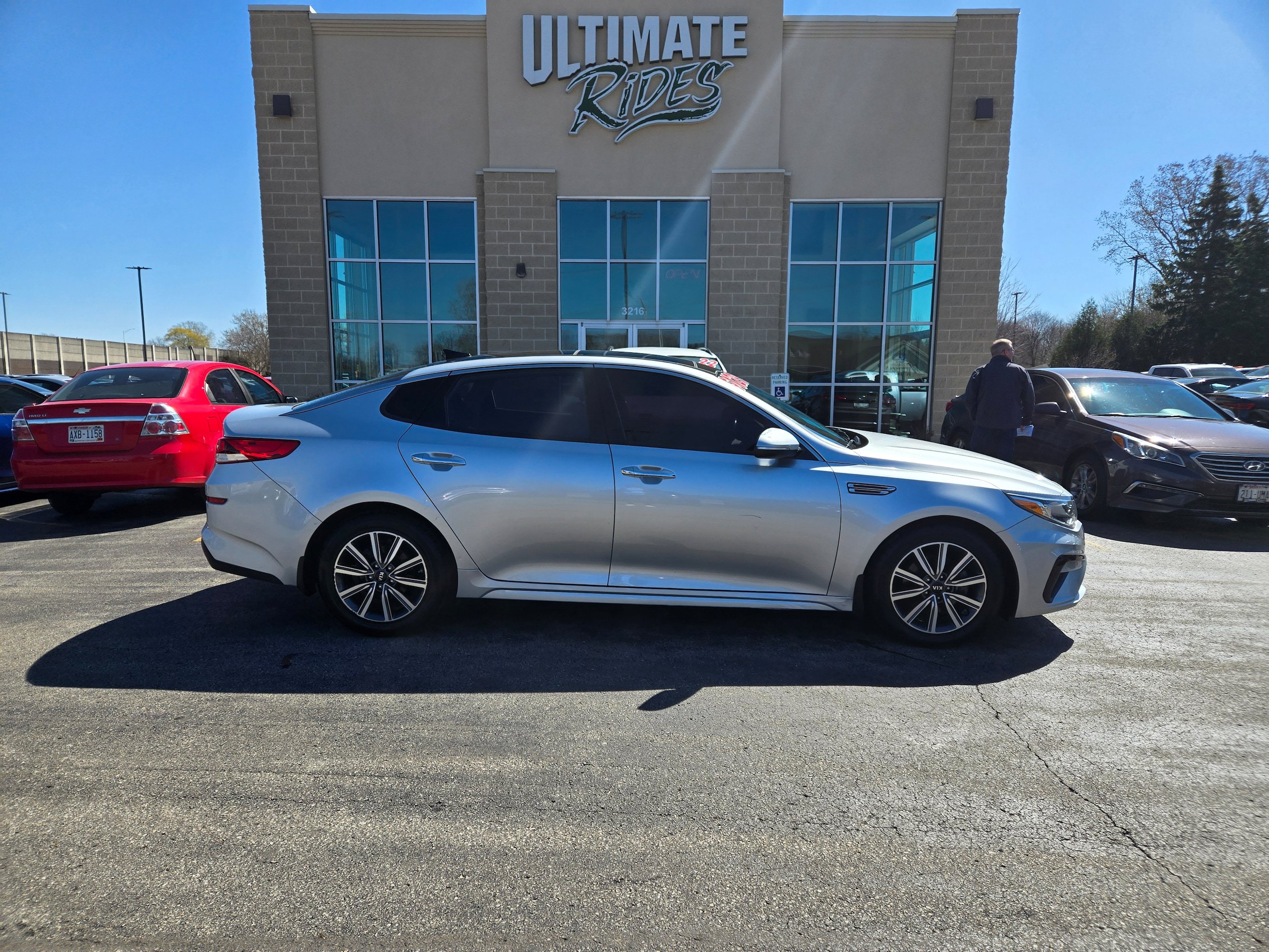 Used 2019 Kia Optima LX w/ LX Premium Package FWD image 1