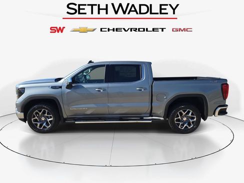 New 2026 GMC Sierra 1500 SLE image 4