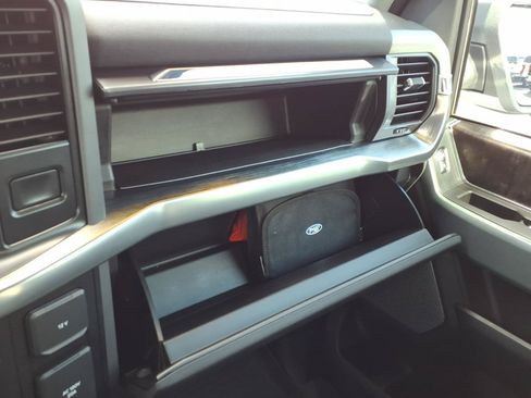 Used 2021 Ford F150 Lariat AWD/4WD image 28