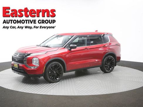 Used 2022 Mitsubishi Outlander SE FWD image 57
