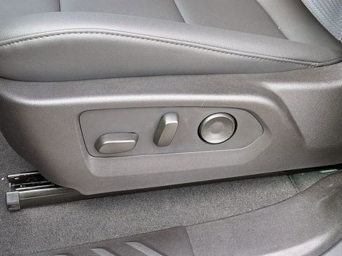 New 2026 Chevrolet Colorado Trail Boss AWD/4WD image 14