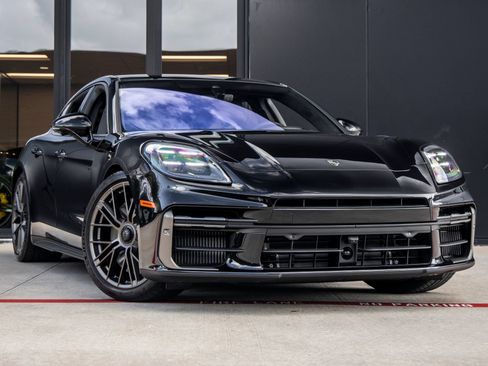 Certified 2026 Porsche Panamera Turbo AWD/4WD image 6