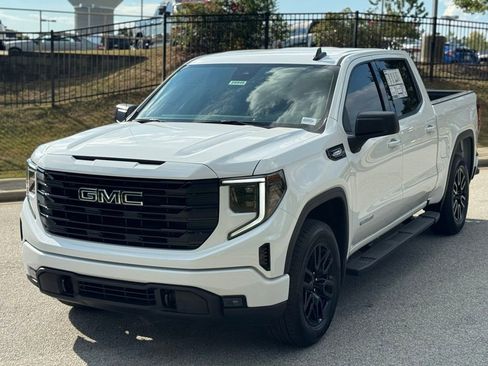 New 2026 GMC Sierra 1500 Elevation w/ LPO, Elevation Black Package image 9