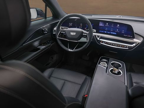 Certified 2024 Cadillac Lyriq Sport AWD/4WD image 26