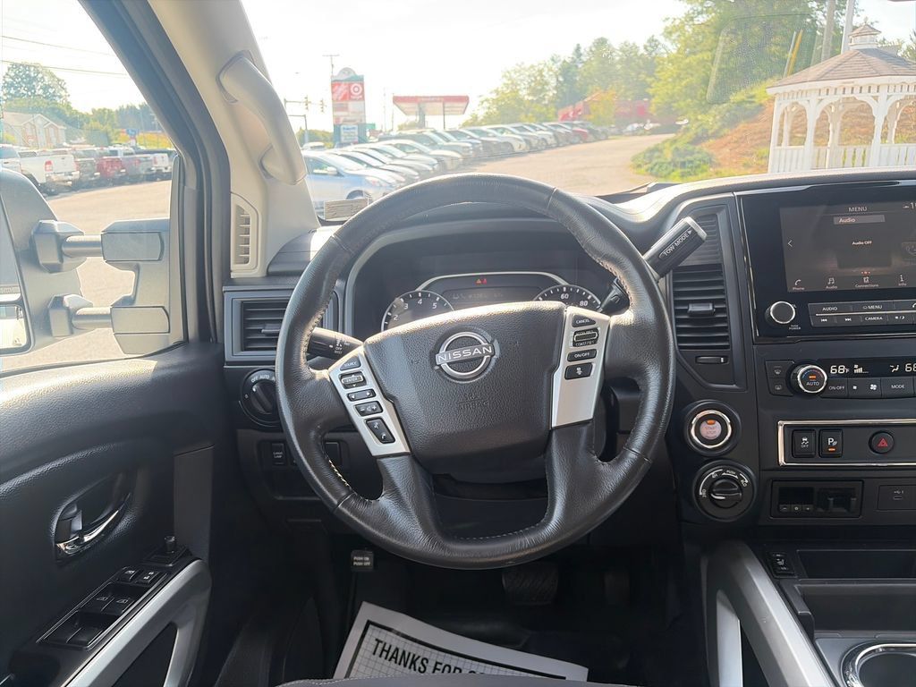 Certified 2024 Nissan Titan SV w/ SV Convenience Package AWD/4WD image 15