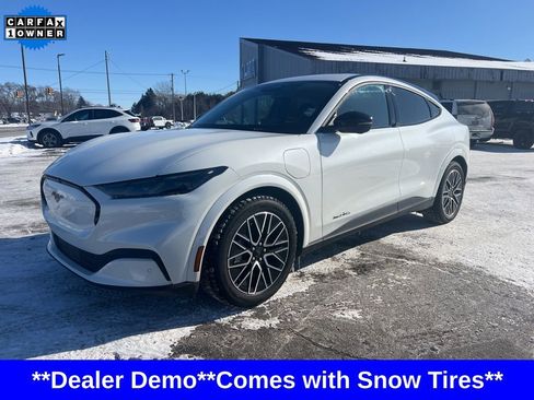 Used 2025 Ford Mustang Mach-E Premium image 3