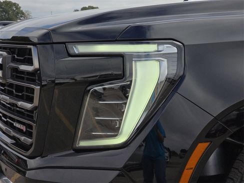 New 2026 GMC Yukon XL AT4 Ultimate w/ LPO, Floor Liner Package image 31