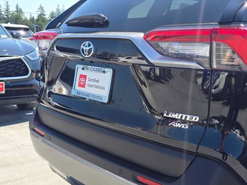 Used 2025 Toyota RAV4 Limited AWD/4WD image 13