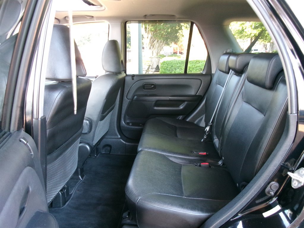 Used 2006 Honda CR-V EX image 25