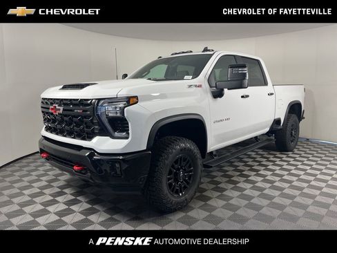 New 2026 Chevrolet Silverado 2500 ZR2 AWD/4WD image 1