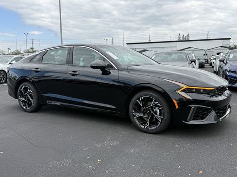 New 2026 Kia K5 GT-Line image 2