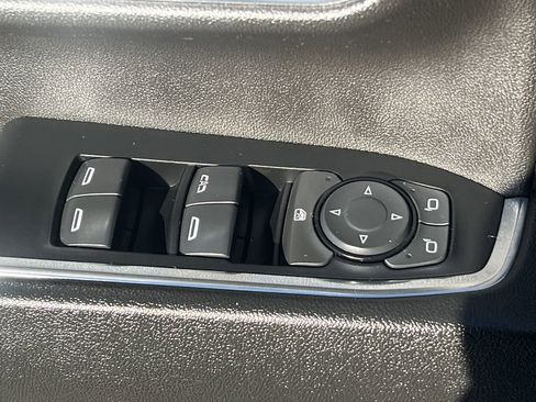 Used 2024 Chevrolet Silverado 2500 LT image 17