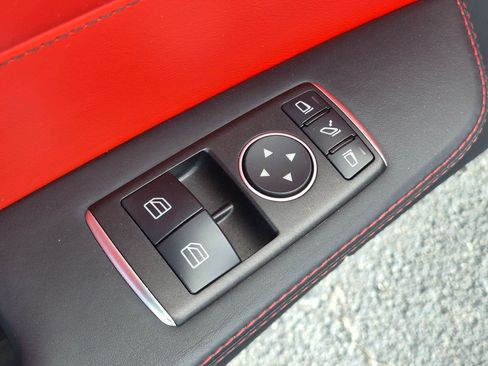 Used 2018 Mercedes-Benz AMG GT S image 16