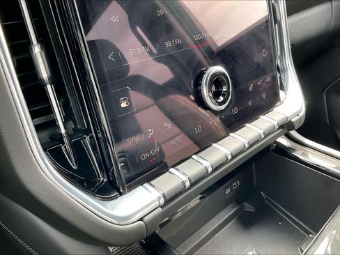 Used 2026 GMC Yukon Elevation w/ LPO, Floor Liner Package RWD image 36