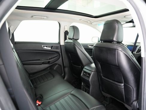 Used 2020 Ford Edge SEL w/ Convenience Package image 40