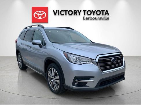 Used 2022 Subaru Ascent Limited w/ Technology Package image 1