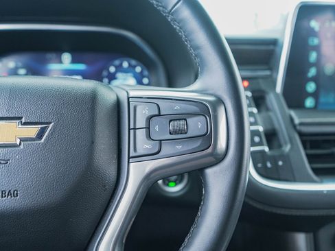 Used 2023 Chevrolet Suburban Premier image 22