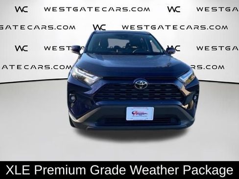 Used 2022 Toyota RAV4 XLE Premium AWD/4WD image 4