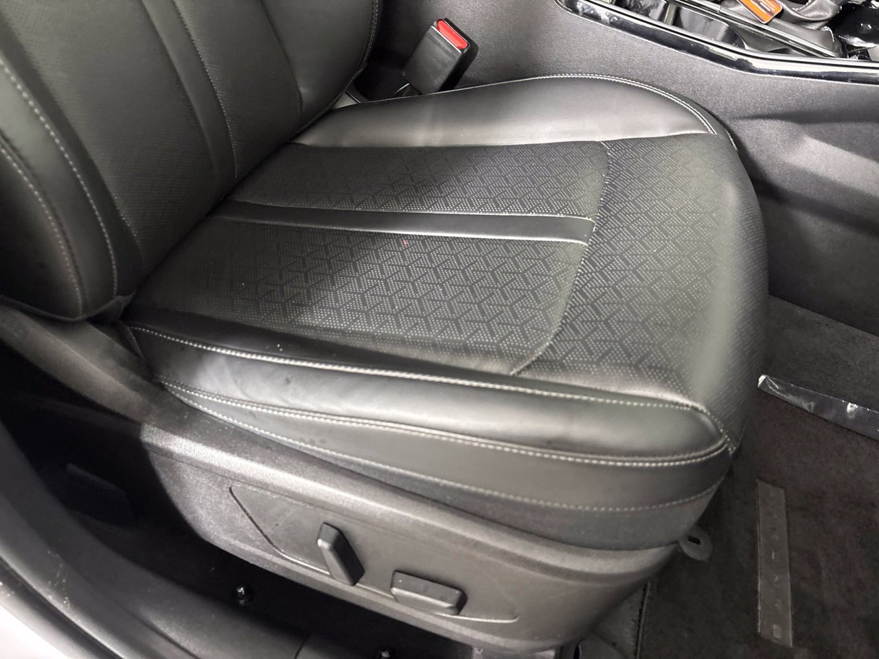 Used 2023 Kia Sorento SX FWD image 34