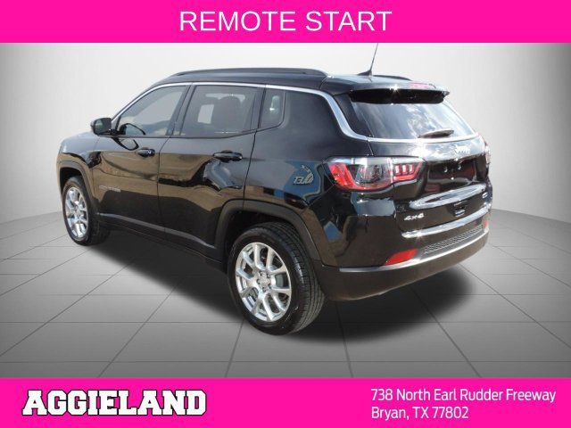 Used 2023 Jeep Compass Latitude AWD/4WD image 6