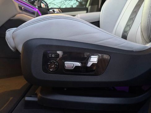 Used 2021 BMW X5 M w/ Competition Package image 27