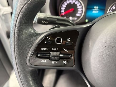 Used 2023 Mercedes-Benz Sprinter 1500 image 10