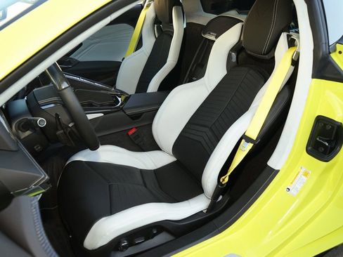 Used 2023 Chevrolet Corvette Z06 w/ Z07 Performance Package image 3