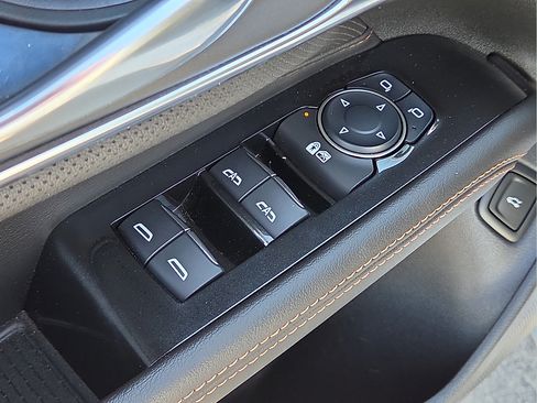 Used 2025 Cadillac CT4 Sport RWD image 14