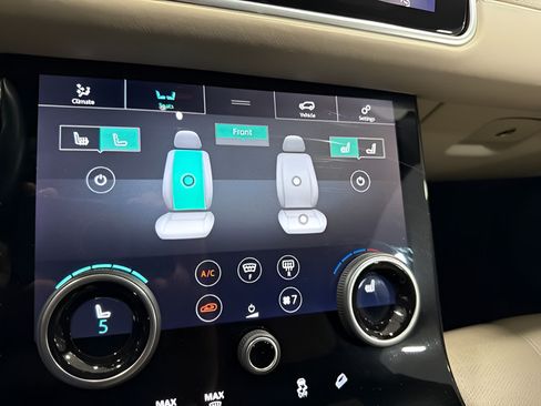 Used 2018 Land Rover Range Rover Velar R-Dynamic HSE AWD/4WD image 24