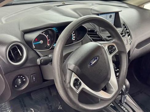 Used 2017 Ford Fiesta SE w/ Equipment Group 201A FWD image 33