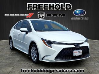 Used 2021 Toyota Corolla LE FWD video 1