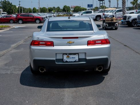 Used 2015 Chevrolet Camaro LS RWD image 4