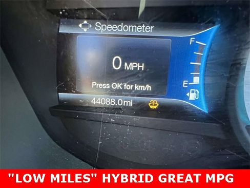 Used 2019 Ford Fusion SEL image 29