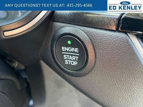 Certified 2022 Ford Escape SEL w/ SEL Stealth AWD Package image 12