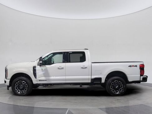 Used 2026 Ford F250 Platinum AWD/4WD image 2