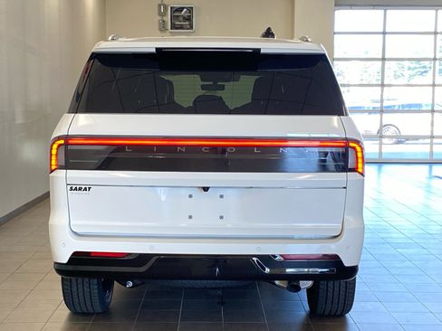 New 2027 Lincoln Navigator Black Label AWD/4WD image 6