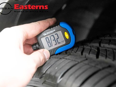 Used 2025 Nissan Pathfinder S image 36