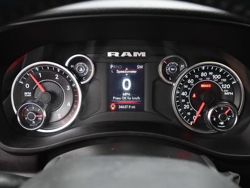 Used 2023 RAM 2500 Big Horn w/ Level 1 Equipment Group AWD/4WD image 17
