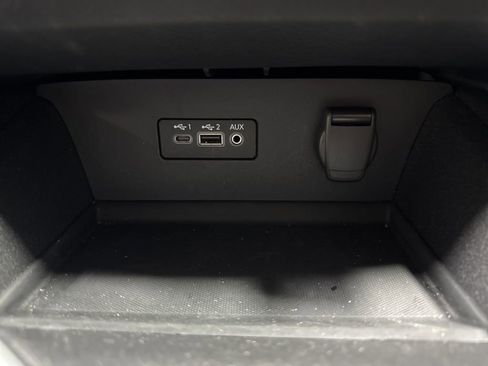 Used 2025 Nissan Altima 2.5 SV image 29