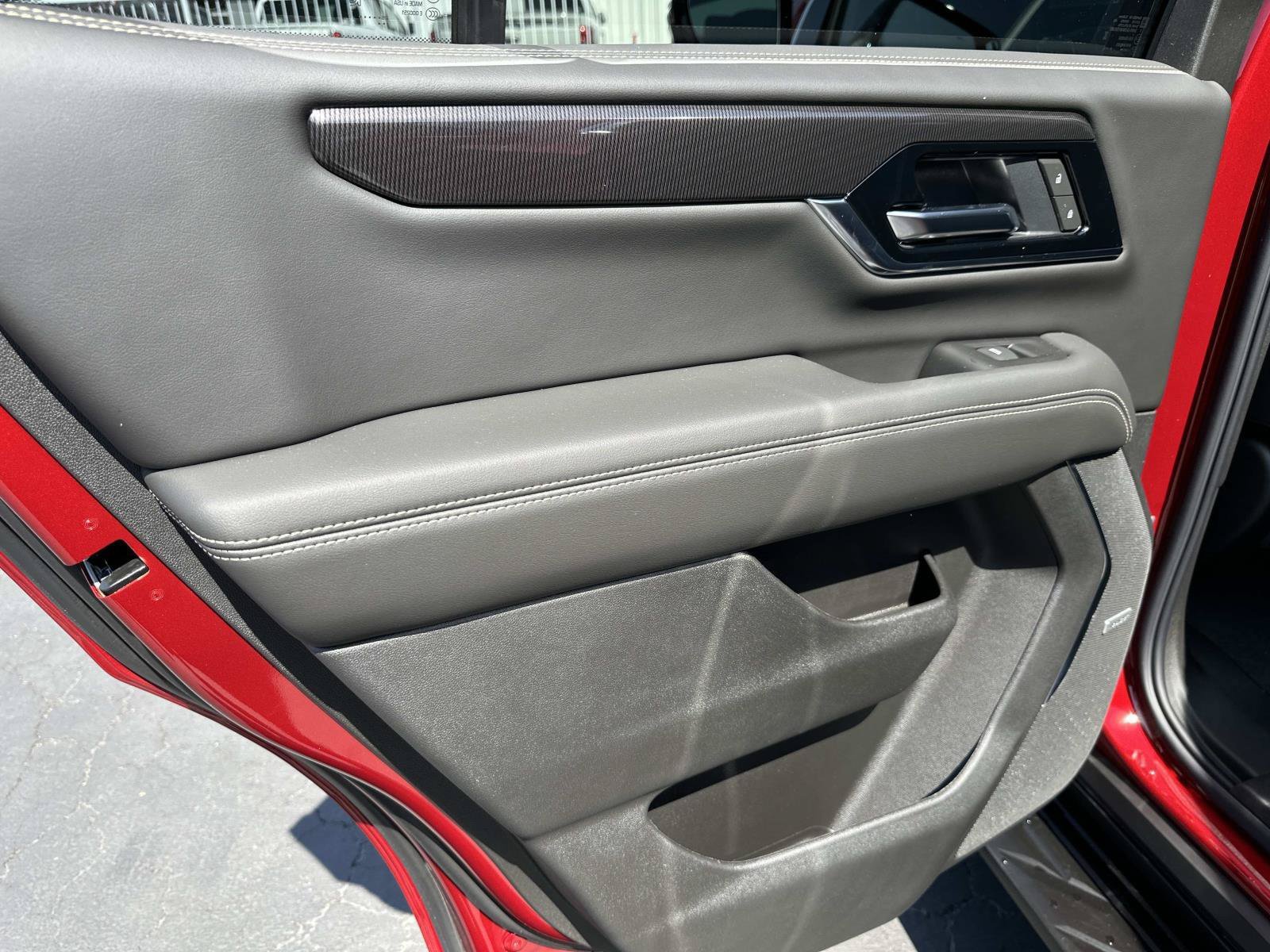 New 2027 GMC Yukon Elevation w/ Elevation Premium Package RWD image 23
