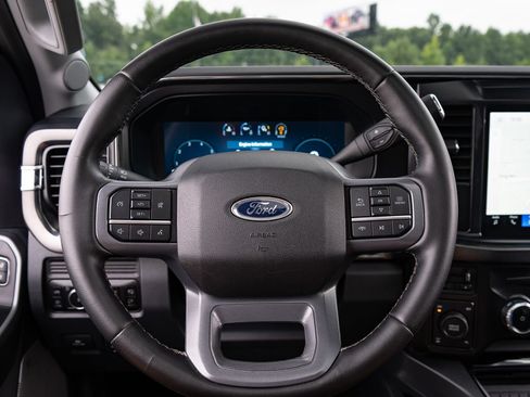 Used 2026 Ford F350 Lariat w/ Chrome Package AWD/4WD image 29