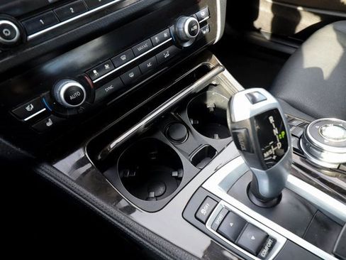 Used 2015 BMW 528i xDrive 528i xDrive image 12