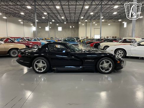 Used 1994 Dodge Viper RT/10 image 18