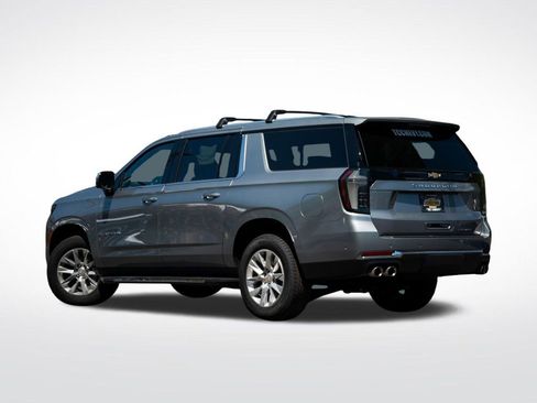 New 2025 Chevrolet Suburban Premier AWD/4WD image 7