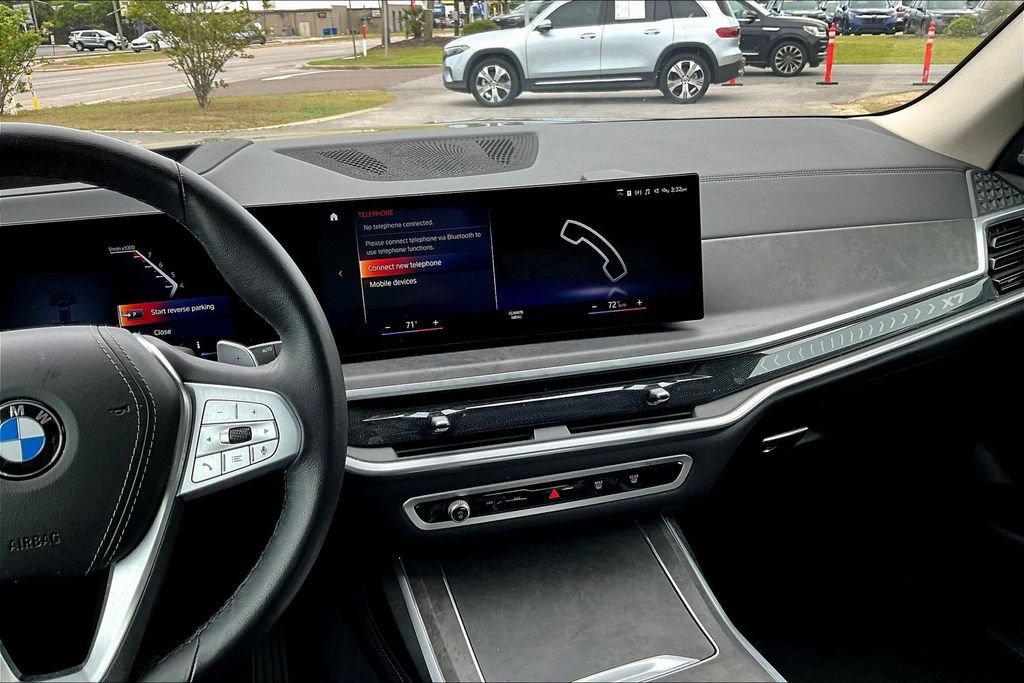 Used 2023 BMW X7 xDrive40i w/ Premium Package AWD/4WD image 9