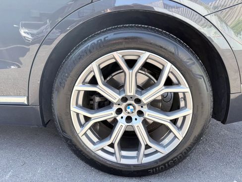 Used 2021 BMW X7 xDrive40i w/ Premium Package 2 AWD/4WD image 10