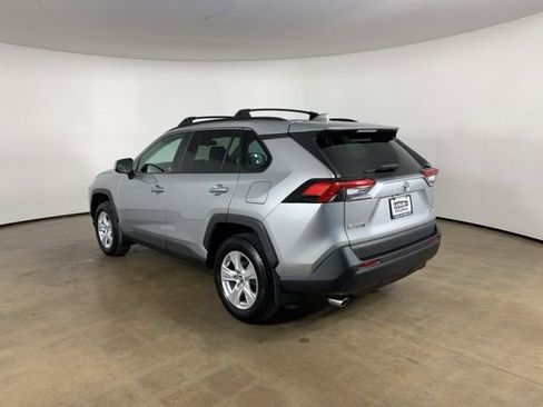 Used 2019 Toyota RAV4 XLE w/ Convenience Package image 14